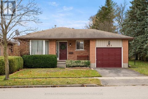 327 CONSERVATION DRIVE Waterloo ON N2V1V3