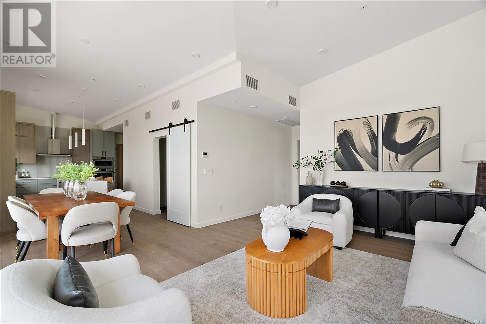 BPH1 1102 Esquimalt Rd