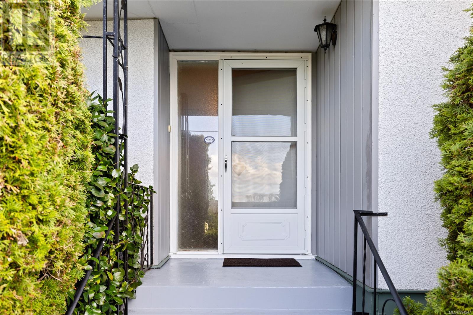405 Neville St