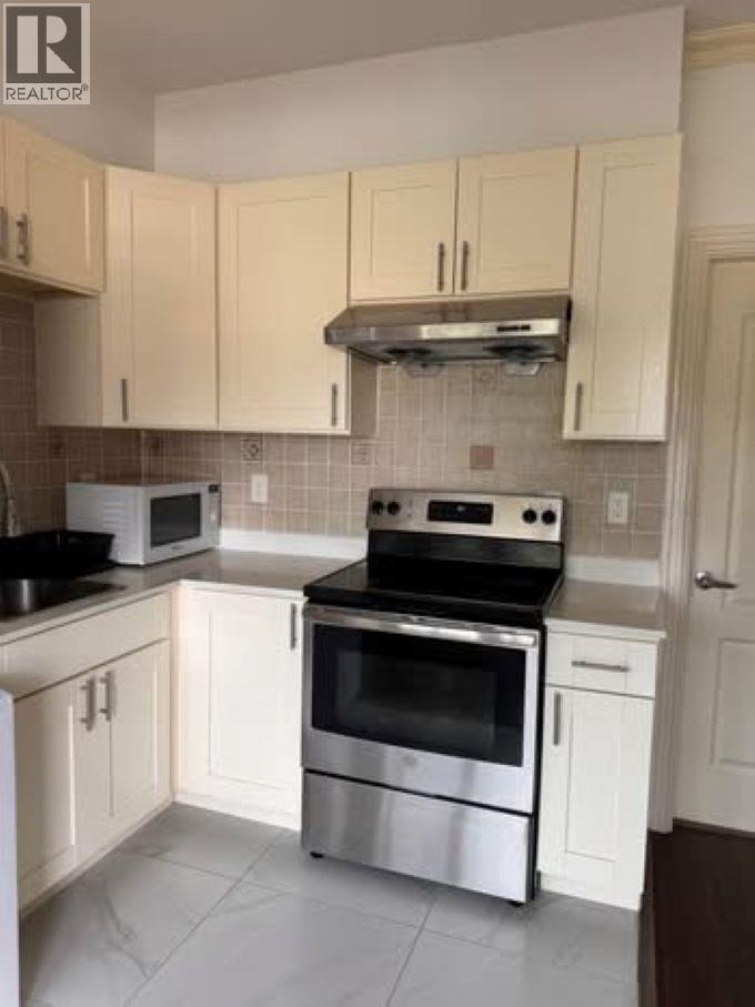 387x S ELMWOOD STREET