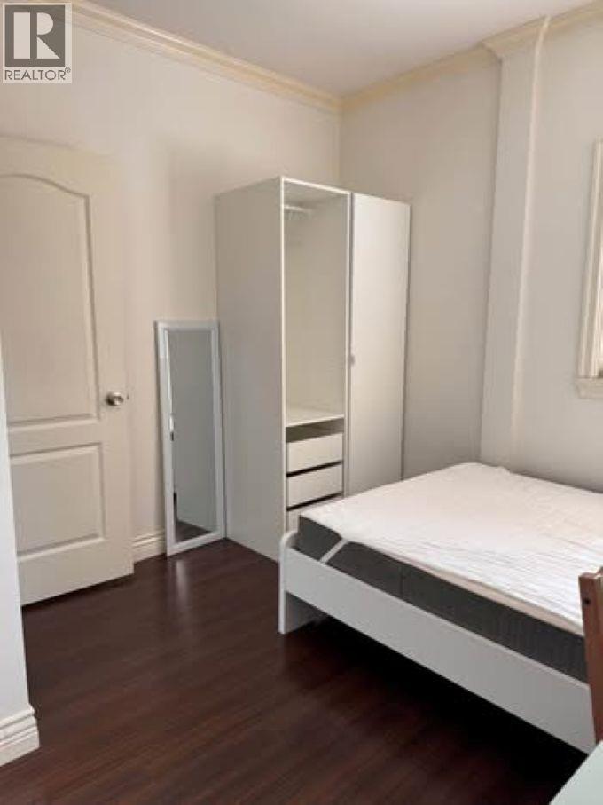 387x S ELMWOOD STREET