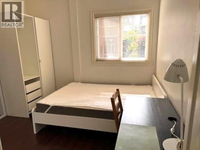 387x S ELMWOOD STREET