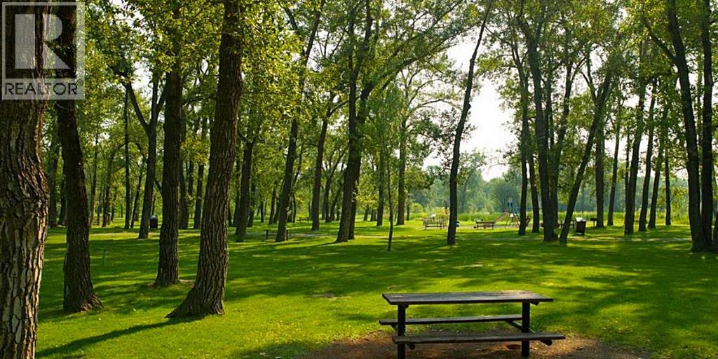 402, 63 inglewood Park SE