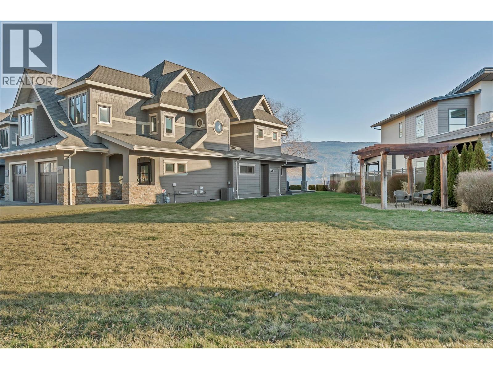 2820 Landry Crescent