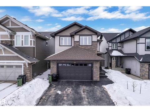 2612 Adam CO SW SW Edmonton AB T6W3C1