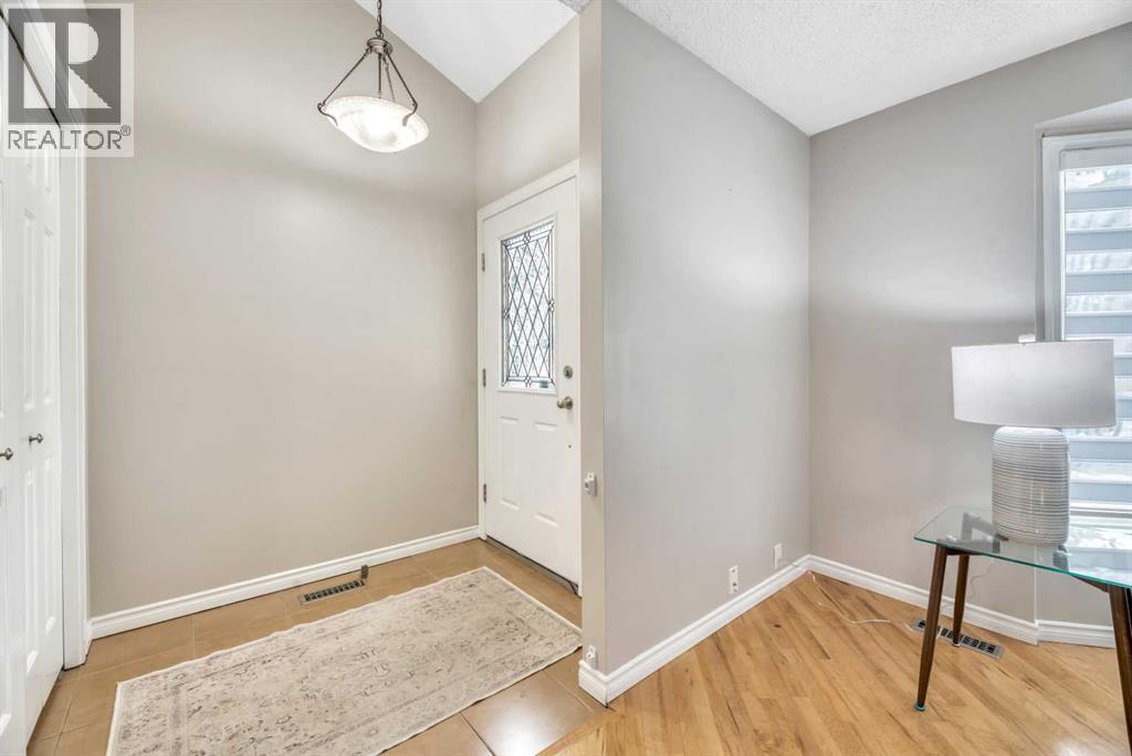 391 Scenic Glen Place NW