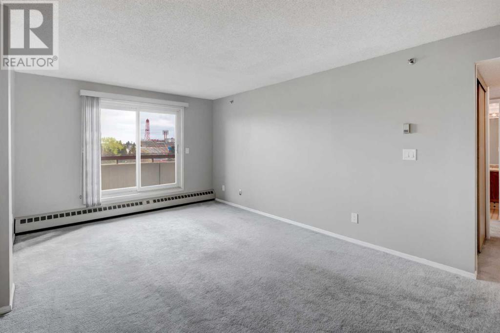702, 2011 University Drive NW
