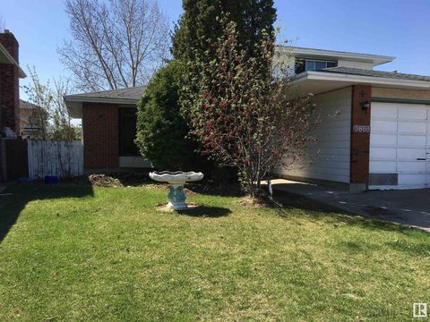 3803 132 AV NW Edmonton AB T5A3E6