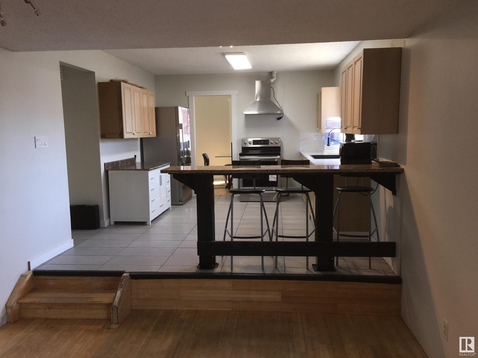 3803 132 AV NW