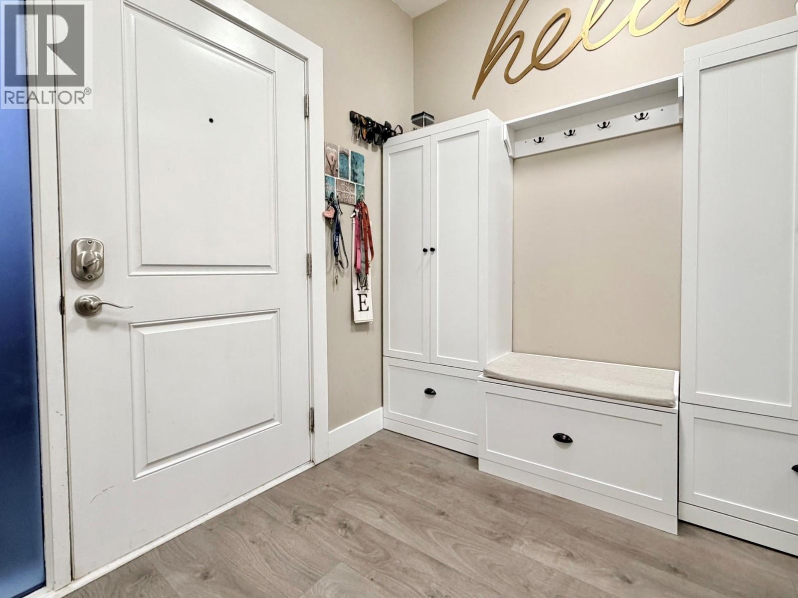 240 FORESTBROOK Drive Unit# 105