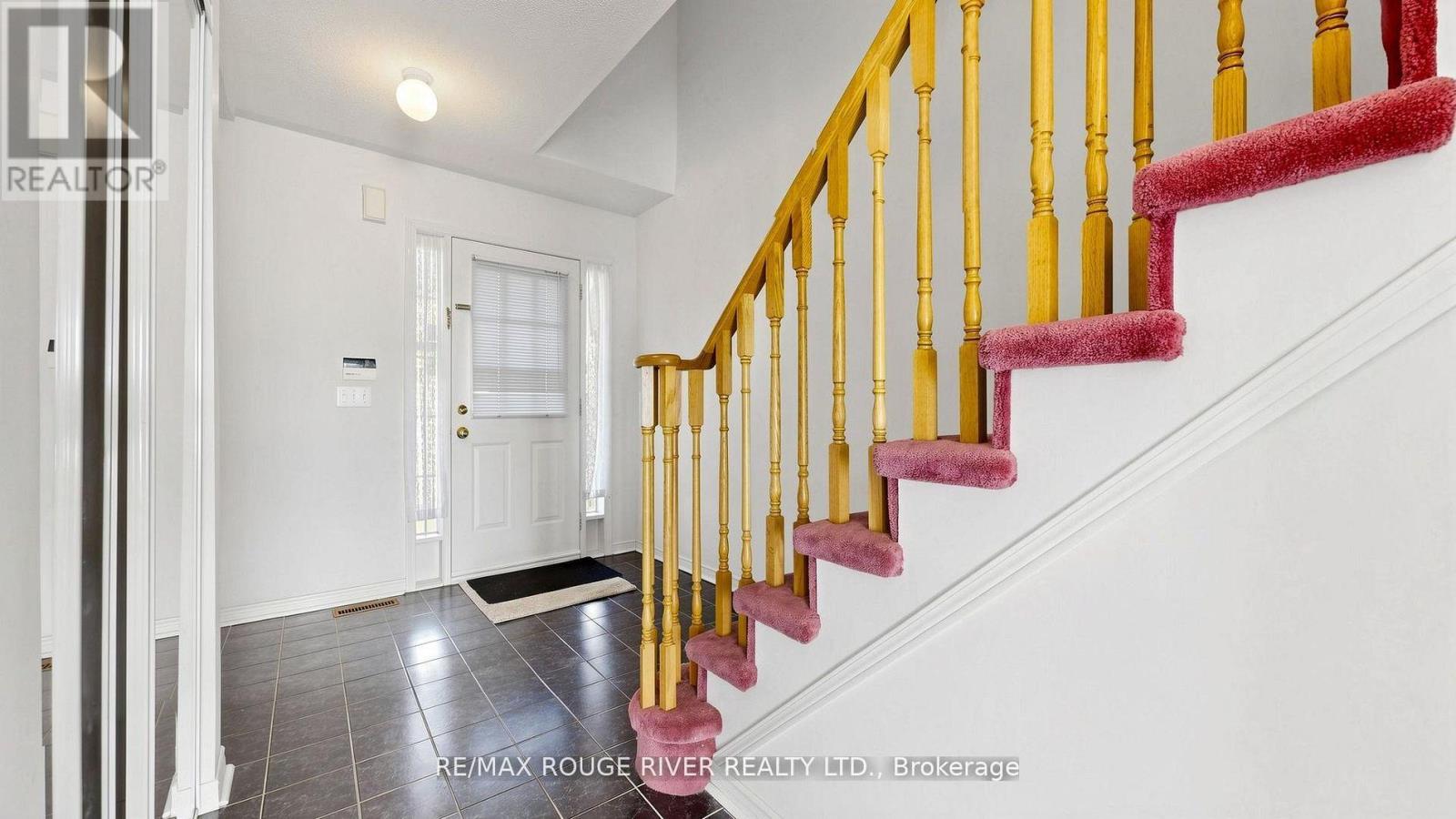 4 TROWELL LANE