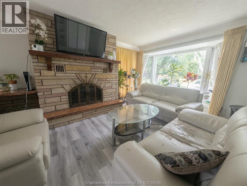 79 Dunvegan DRIVE