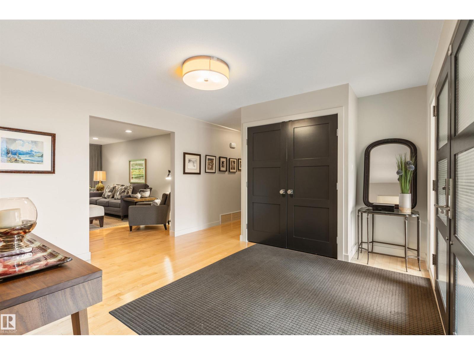 16 QUESNELL RD NW