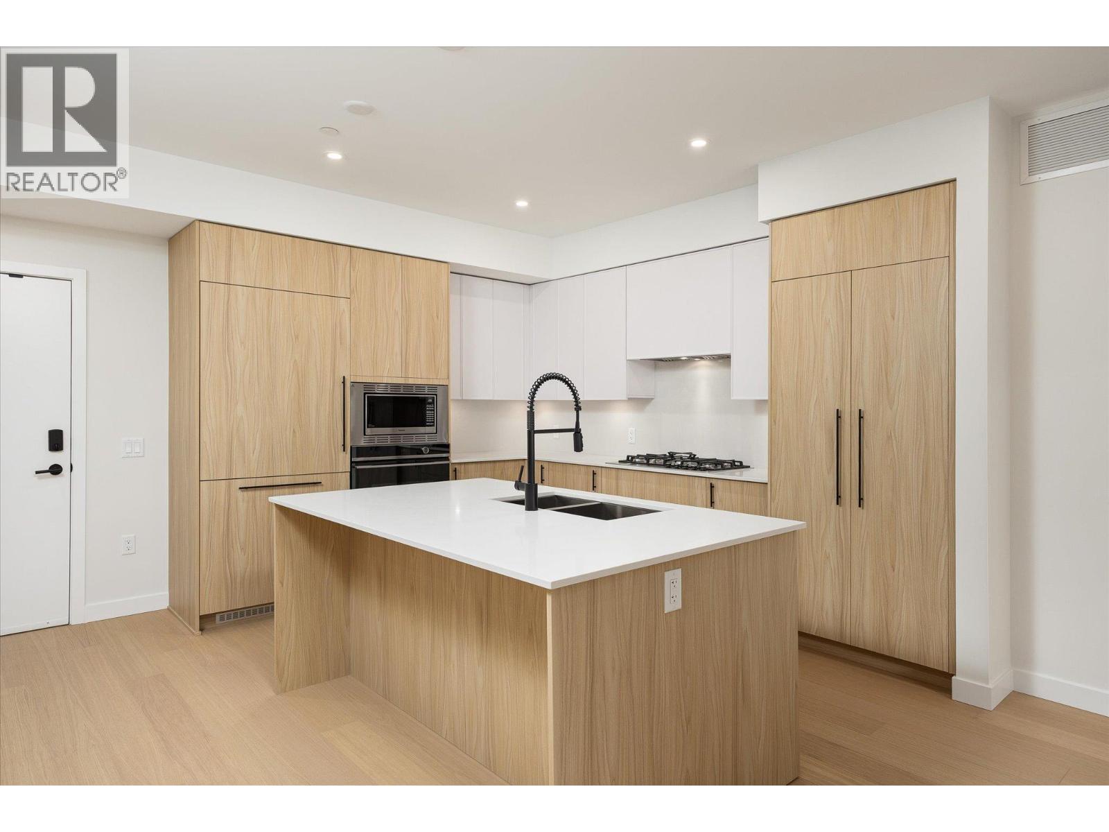 9654 Benchland Drive Unit# 601