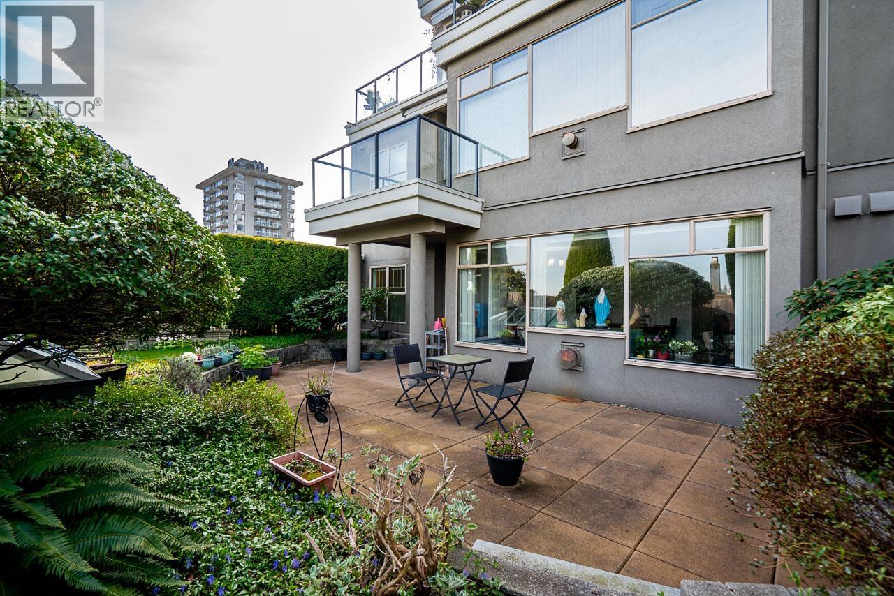 204 1765 MARINE DRIVE