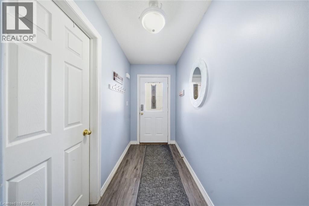 385 PARK Road N Unit# 10