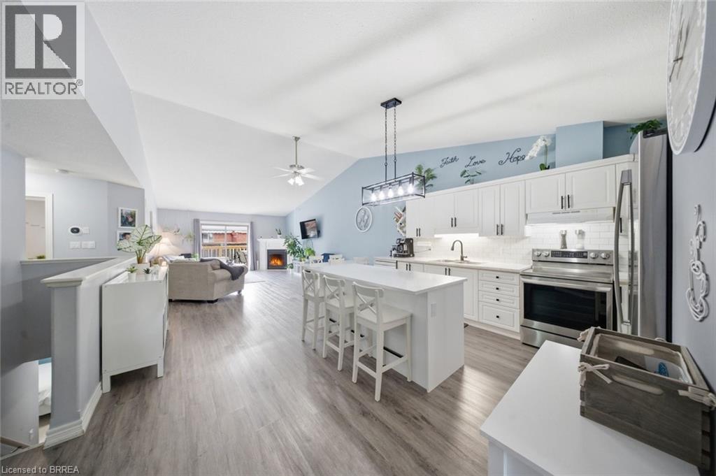 385 PARK Road N Unit# 10