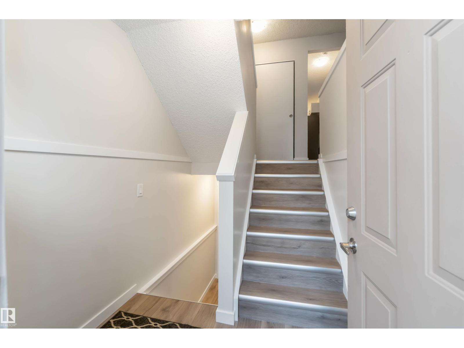 10406B 28A AV NW
