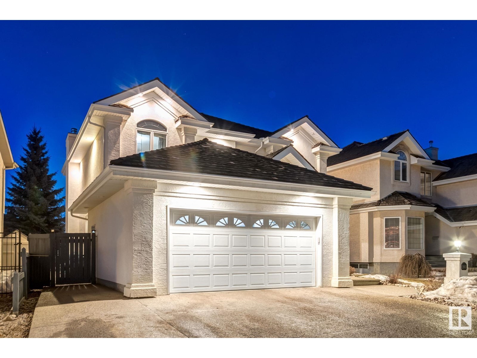 203 DARLINGTON CR NW