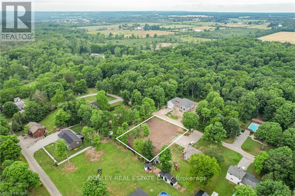 4909 MAPLEVIEW CRESCENT