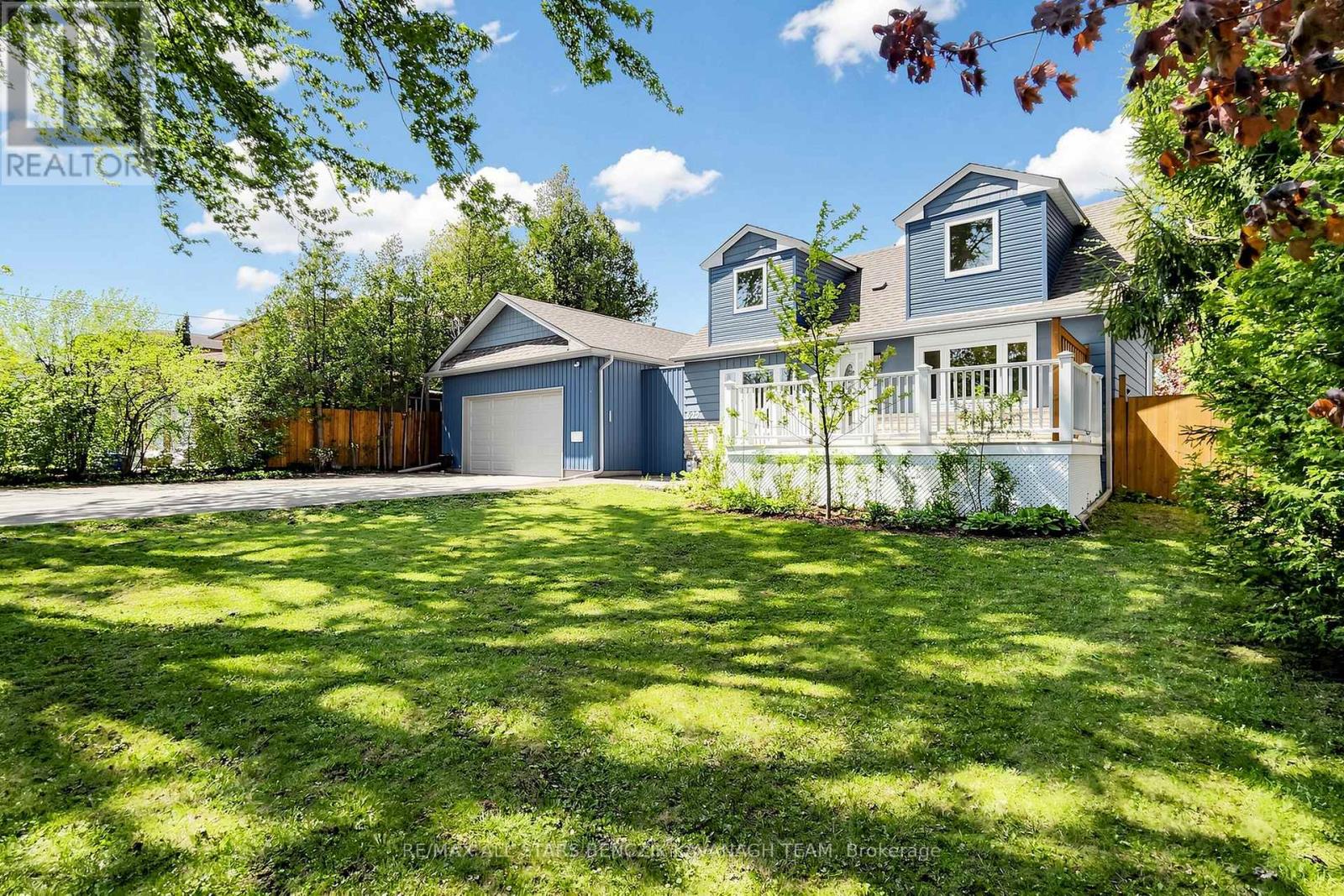 522 SHEPPARD AVENUE