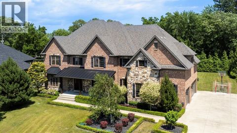 3 DIMENNA DRIVE Kingsville ON N9Y4C7