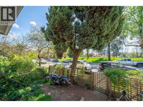 655 E PENDER STREET Vancouver BC V6A1V6