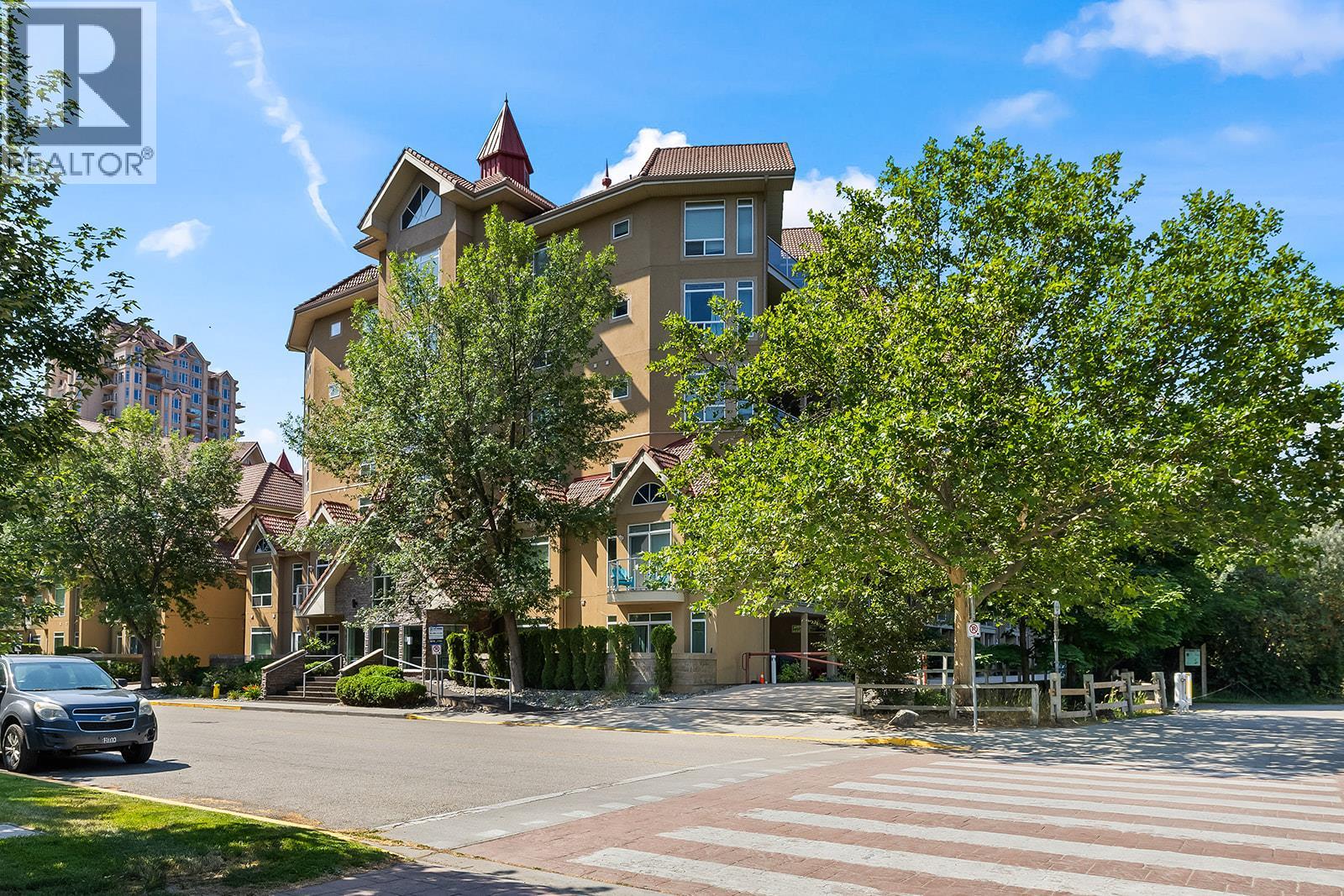 1088 Sunset Drive Unit# 404