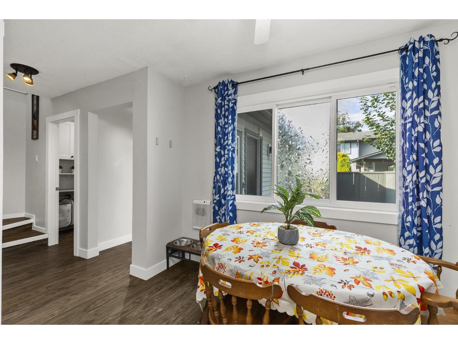 46 46689 FIRST AVENUE|Chilliwack Proper East