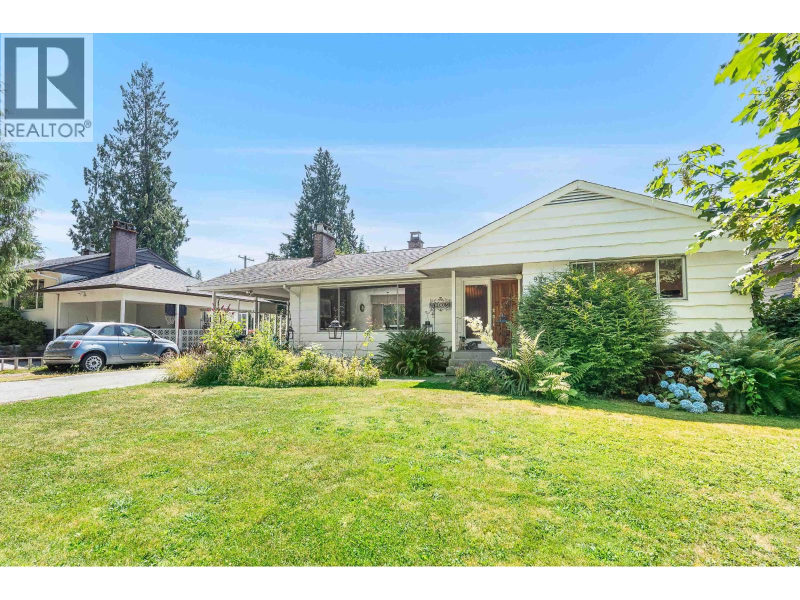 951 CANYON BOULEVARD