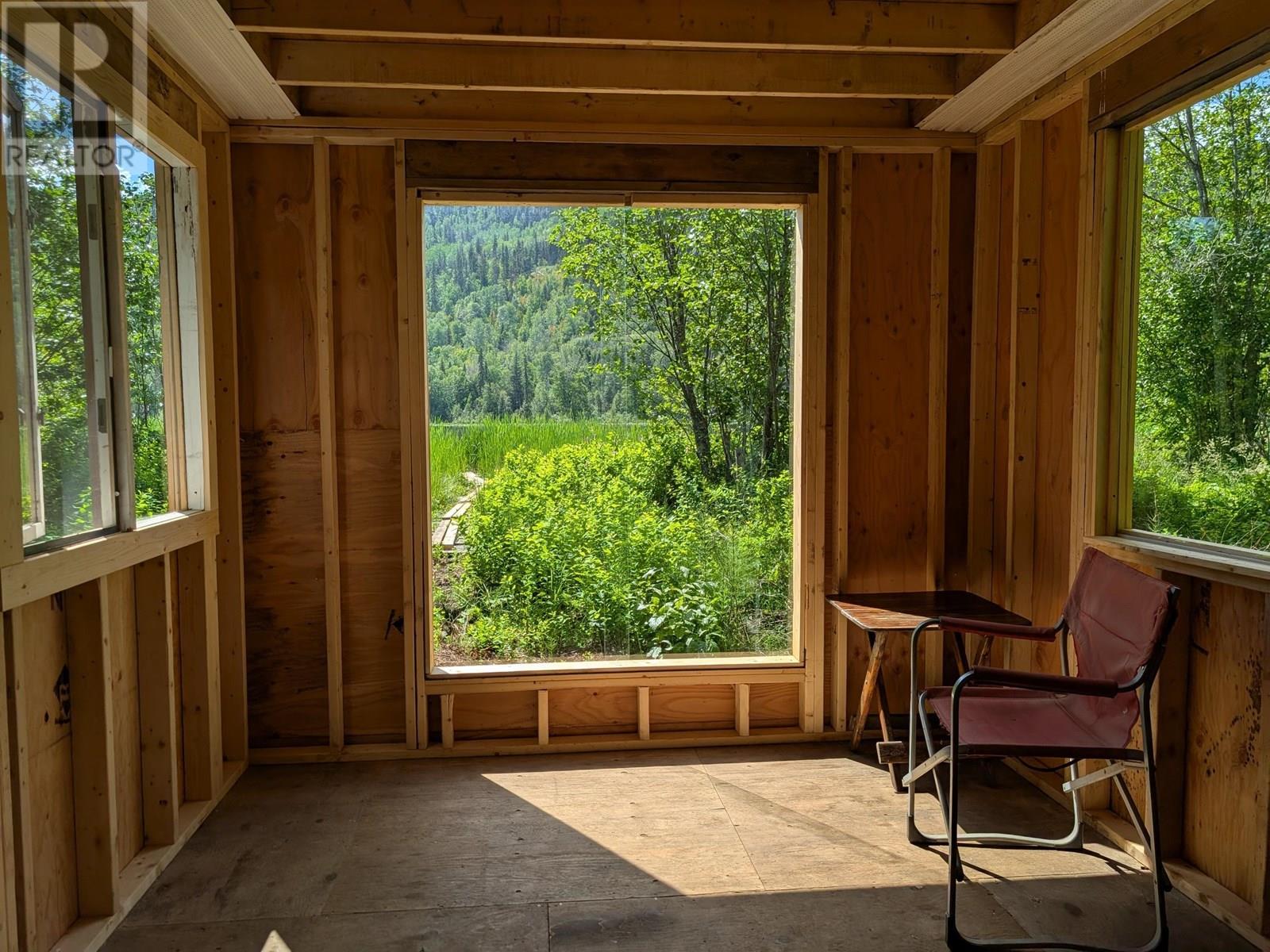 1425 HUDSON BAY MOUNTAIN ROAD