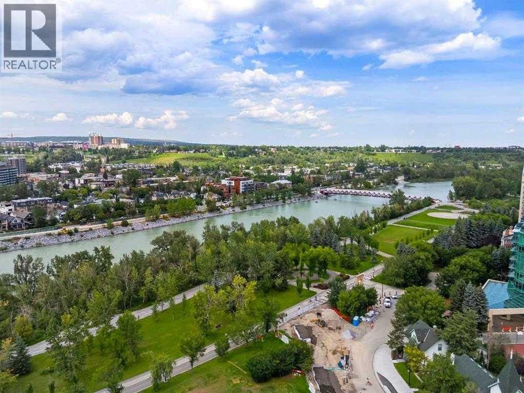 601, 611, 888 4 Avenue SW