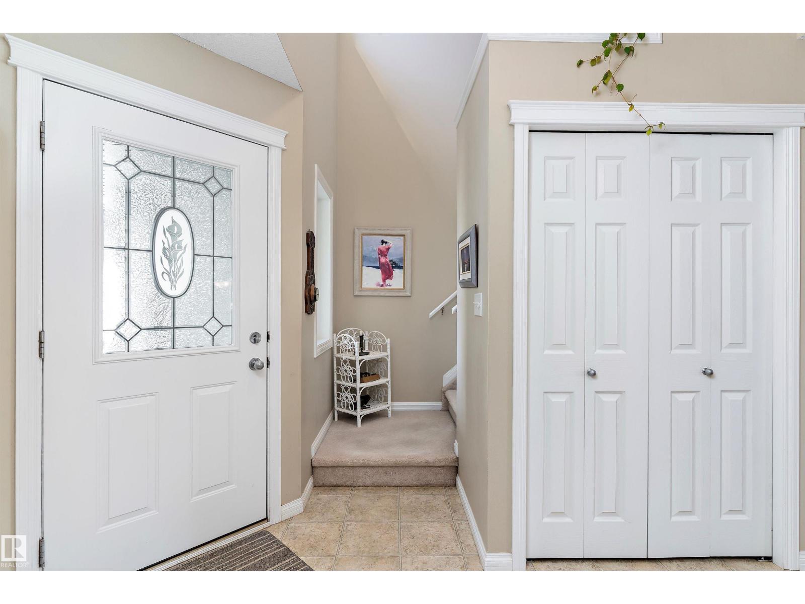 112 CASTLE DR NW