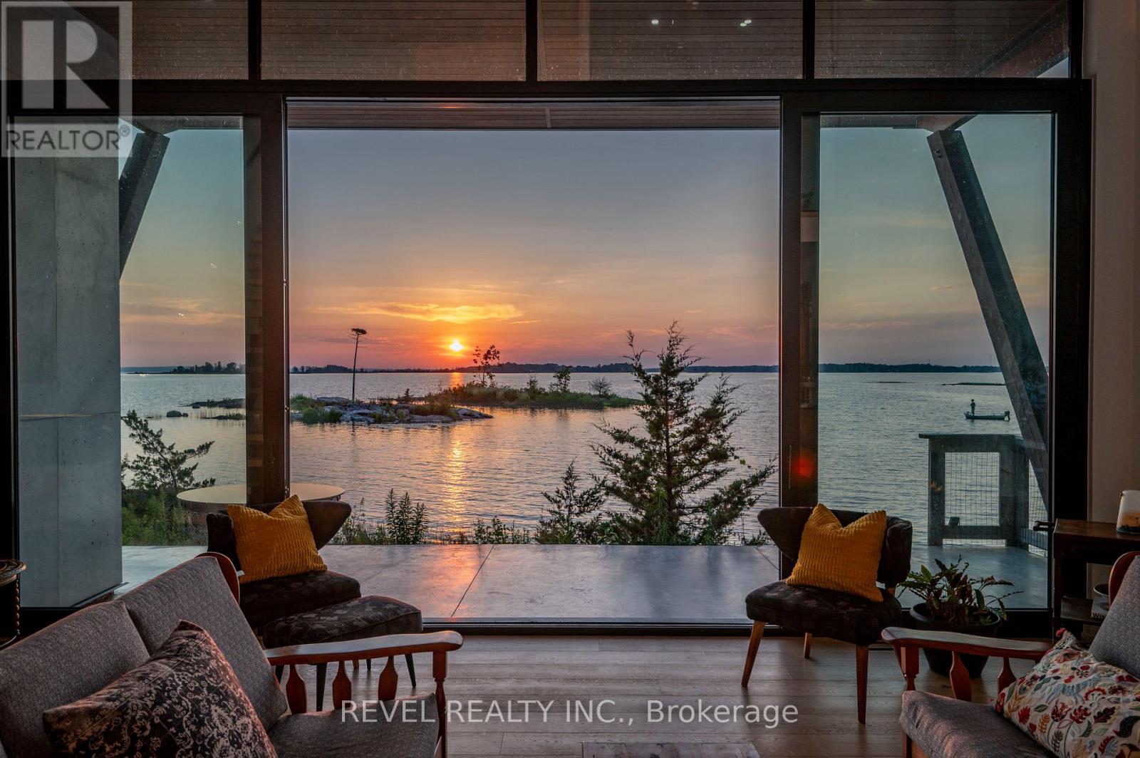 86 LONG POINT ROAD
