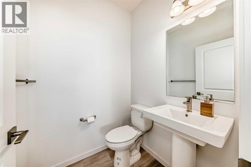 289 Crestmont Drive SW