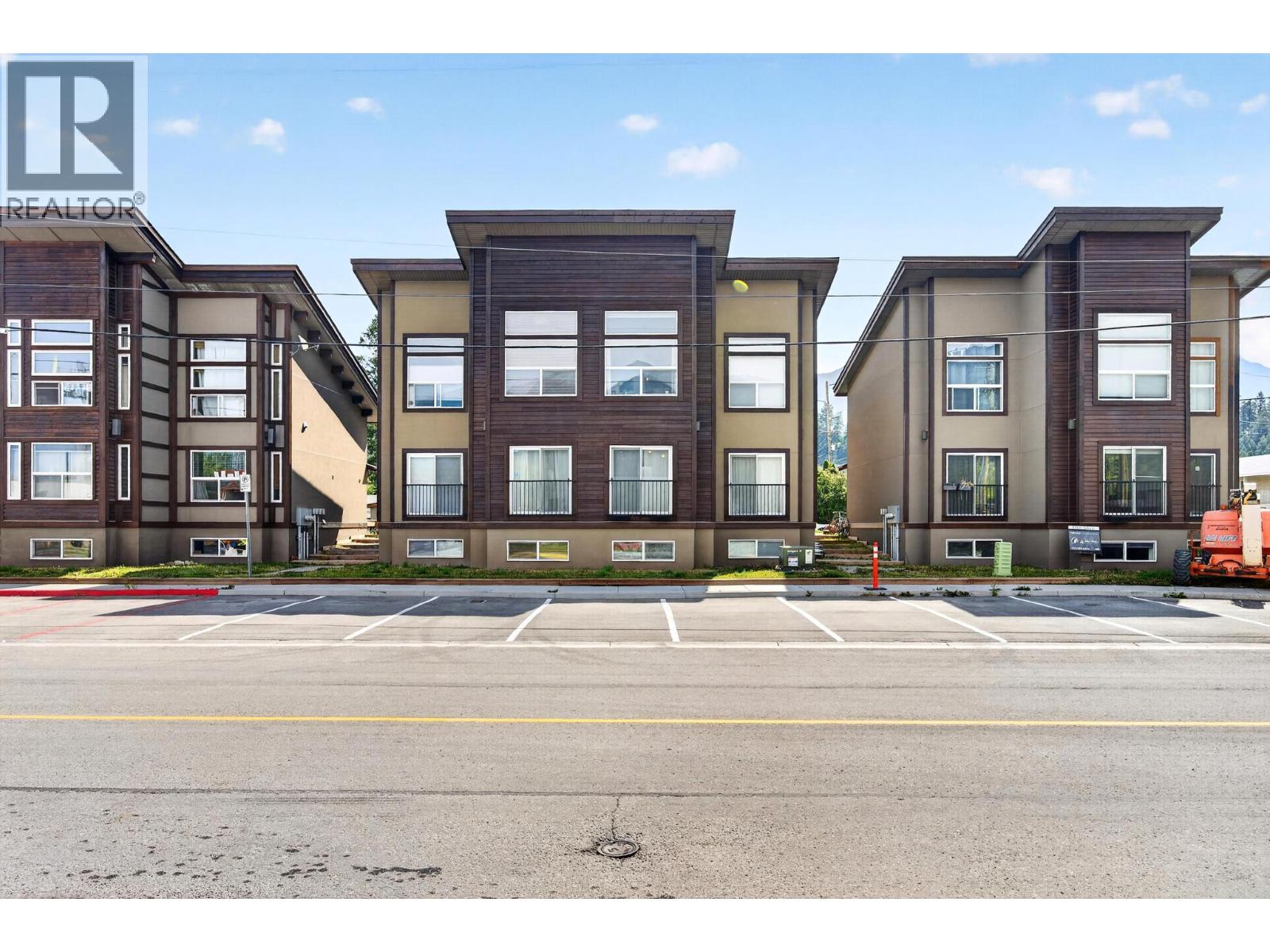 1110 11th Street Unit# 6