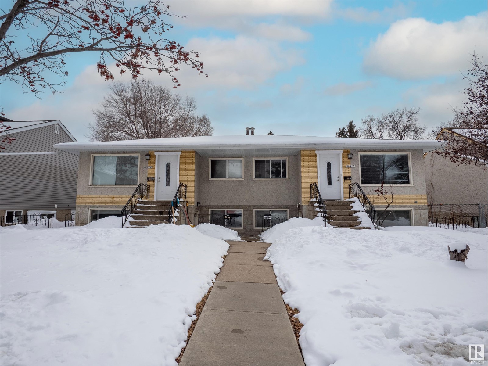 10921 - 10923 68 AV NW