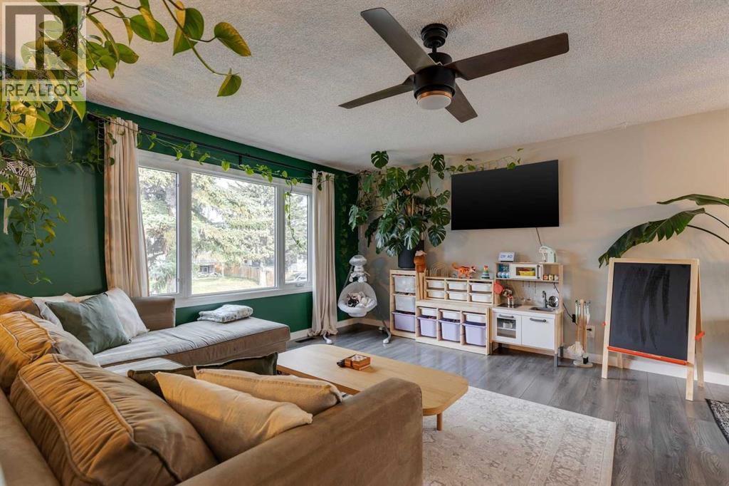 228 Penbrooke Way SE