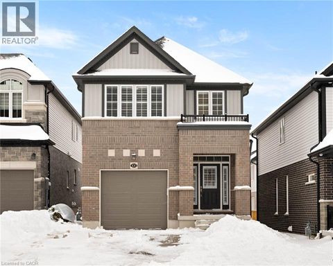 100 NATHALIE Street Kitchener ON N2E0J1