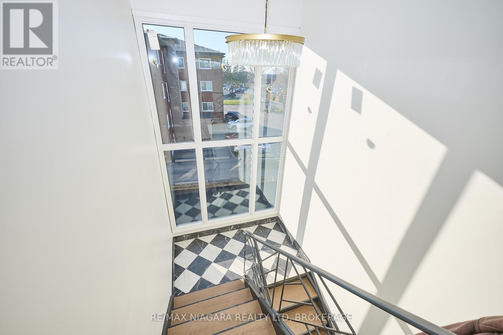 UNIT 12 - 141 PLYMOUTH ROAD