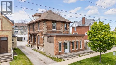 169 CHRISTINA STREET South Sarnia ON N7T2M9