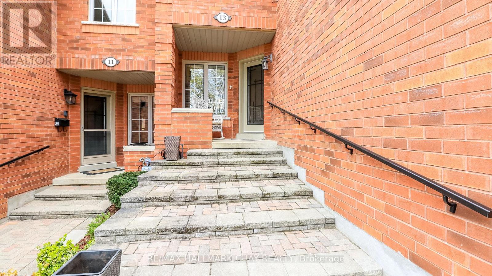 13 BAILEY COURT