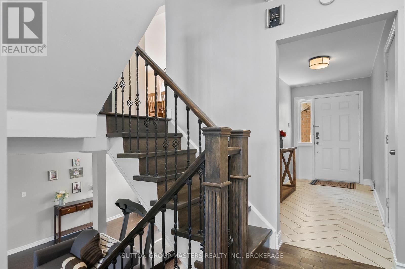 20B OAK LANE