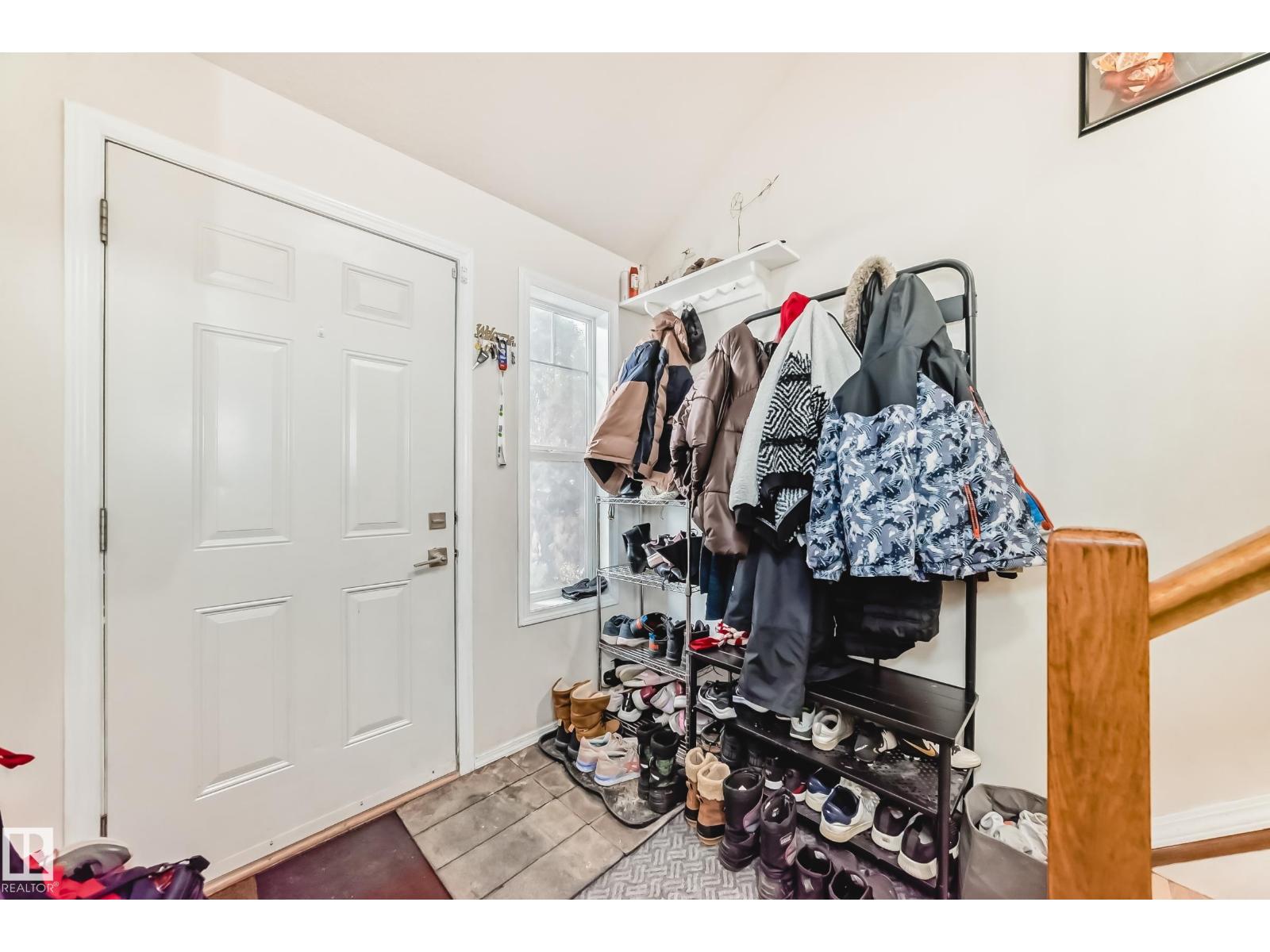 #38 150 Edwards ST SW