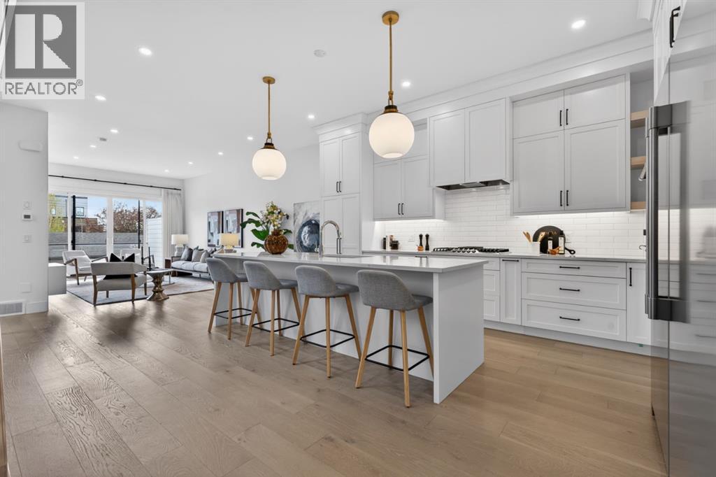 2506 20 Street SW