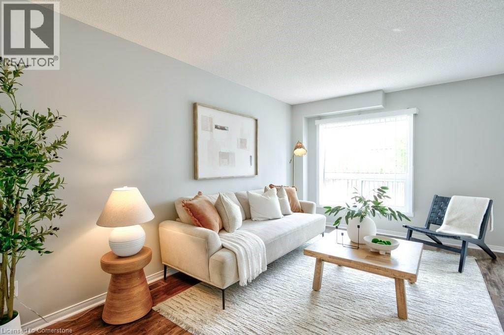 84 WESTMEADOW Drive Unit# 2