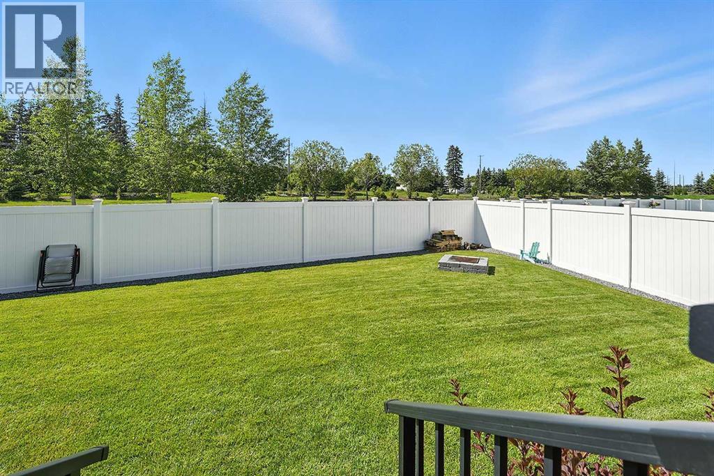 84 Emmett Crescent