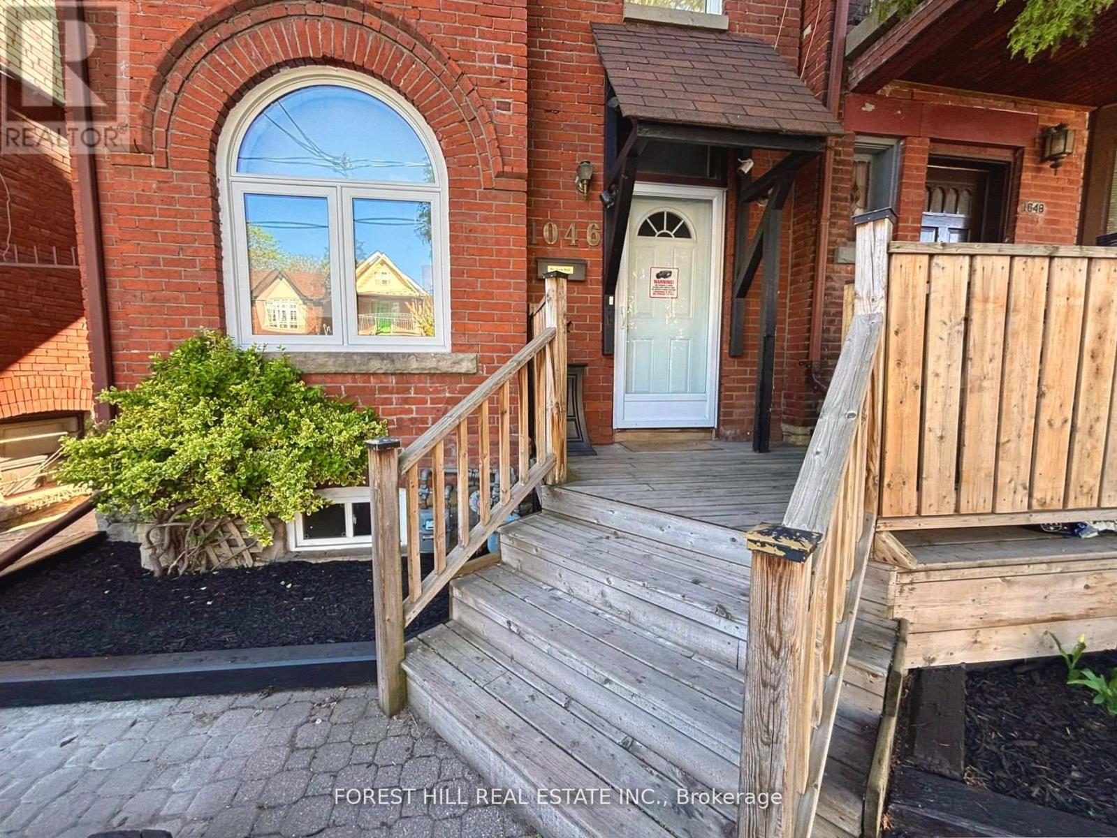 1046 DOVERCOURT ROAD
