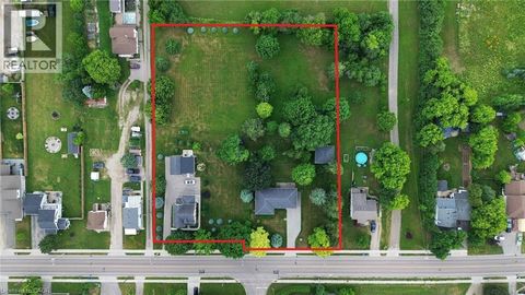 141-A BLOOMINGDALE Road N Kitchener ON N2K1A5