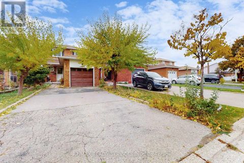 8 STEPHENSEN COURT Brampton (Madoc) ON L6V3X8